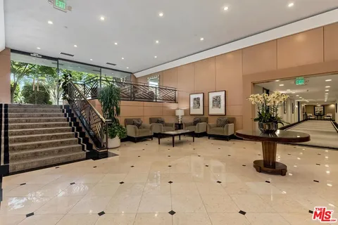 $3,495,000 | 211 South Spalding Drive, Unit 603S, Beverly Hills, CA 90212