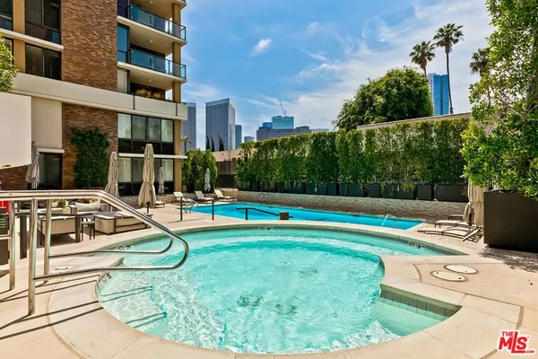 $3,380,000 | 211 South Spalding Drive, Unit 603S, Beverly Hills, CA 90212