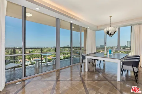 $3,495,000 | 211 South Spalding Drive, Unit 603S, Beverly Hills, CA 90212