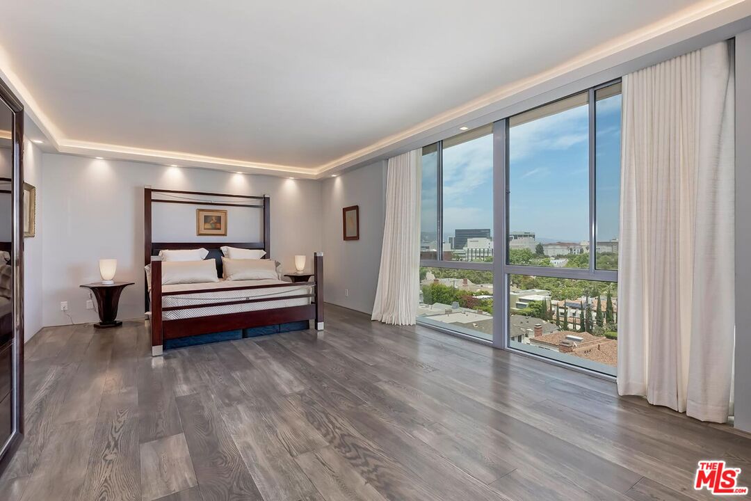 211 South Spalding Drive, Unit 603S Beverly Hills, CA 90212 - Photo 10 of 24