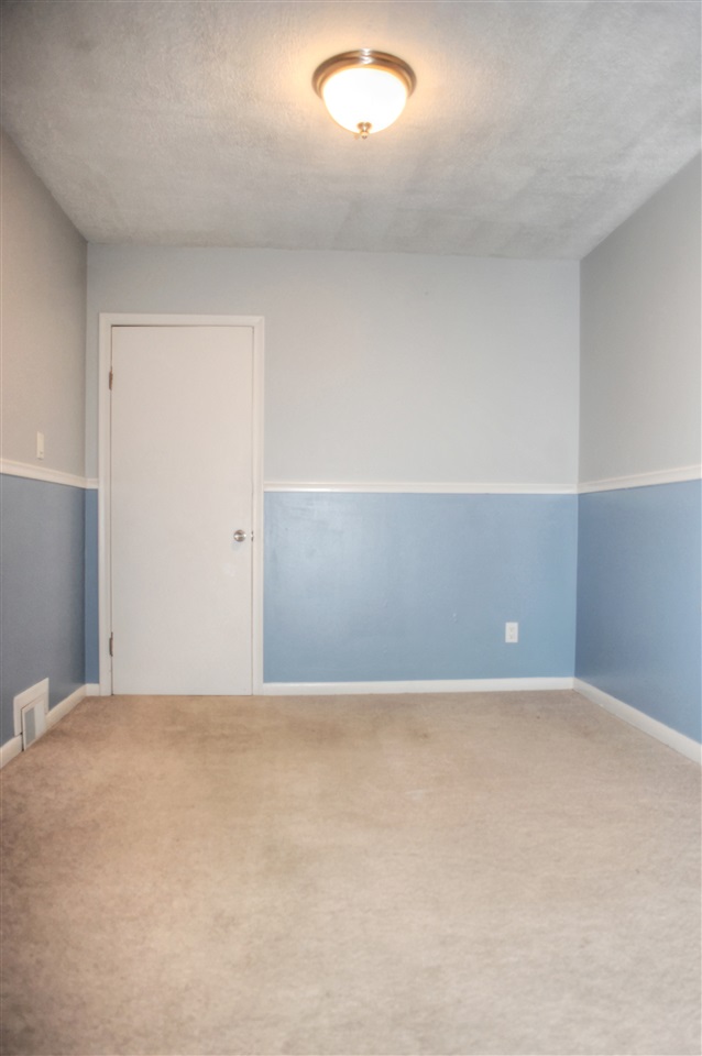 2641 Melvin Avenue Rochester, MI 48307 - Photo 20 of 35 31306585-23.JPG