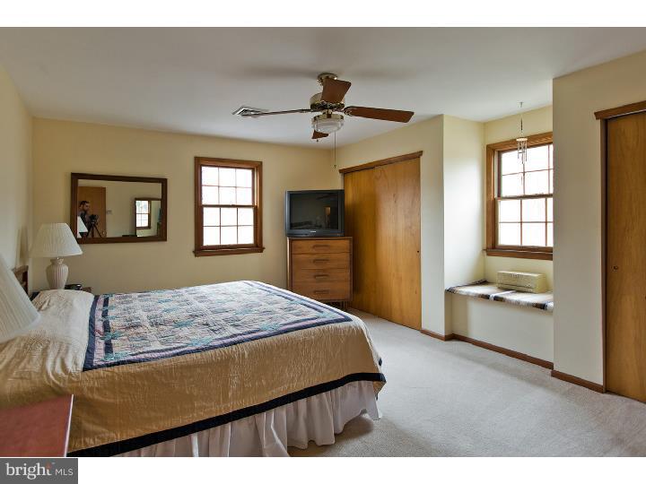 705 Blue School Road Perkasie, PA 18944 - Photo 13 of 25 Gallery Image 13