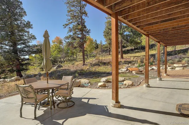 a view of an outdoor space with seating area