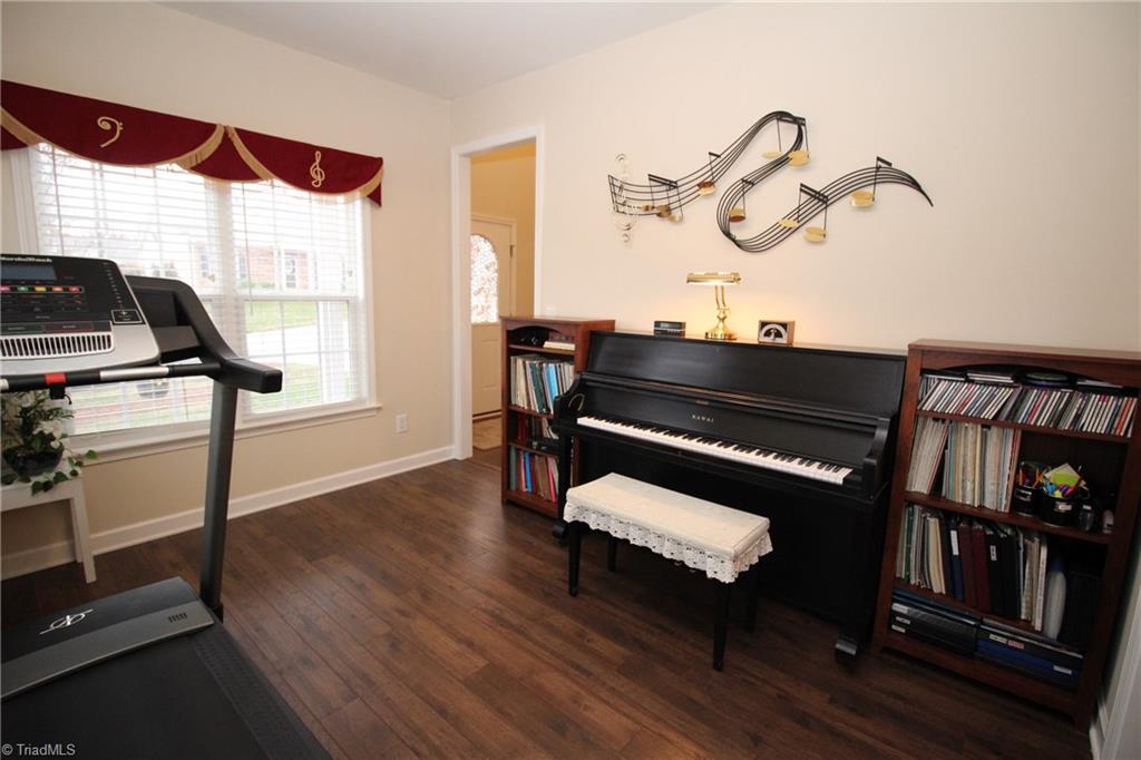 408 Barnsdale Ridge Road Kernersville, NC 27284 - Photo 11 of 30 Gallery Image 11