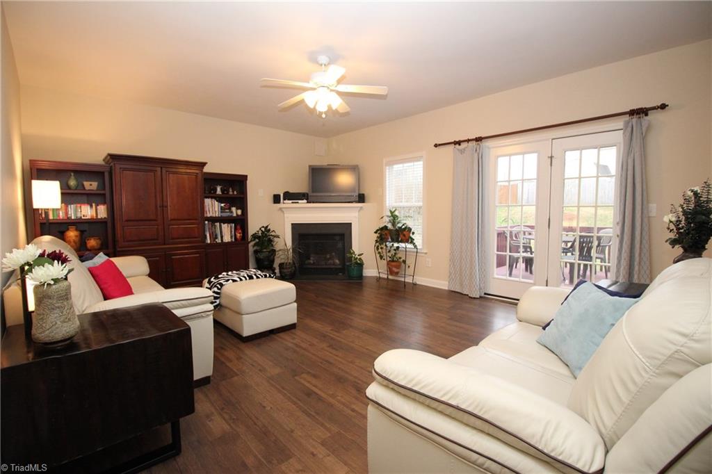 408 Barnsdale Ridge Road Kernersville, NC 27284 - Photo 4 of 30 Gallery Image 4