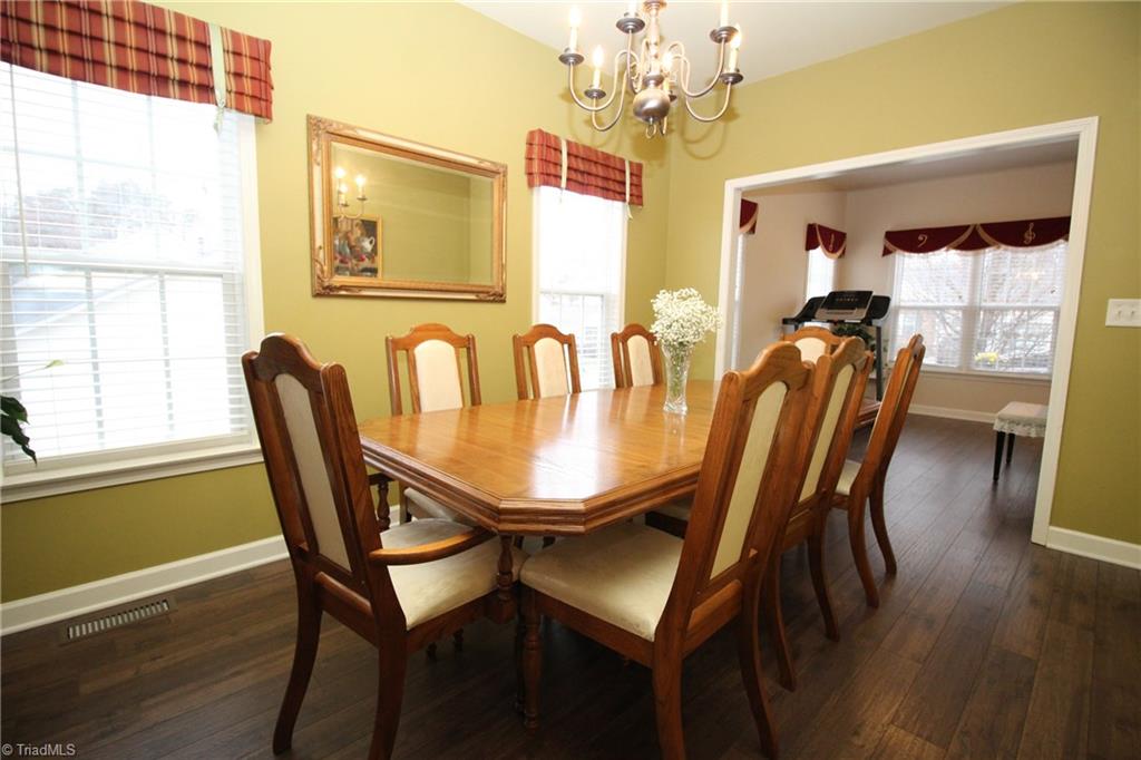 408 Barnsdale Ridge Road Kernersville, NC 27284 - Photo 9 of 30 Gallery Image 9