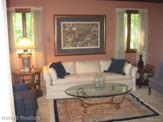 1756 Meldon Lane Rochester, MI 48309 - Photo 7 of 24 Living Room