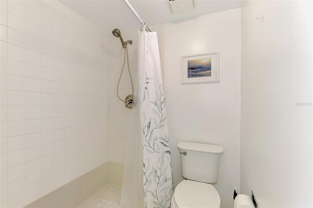 458 Cerromar Road, Unit 484 Venice, FL 34293 - Photo 24 of 38