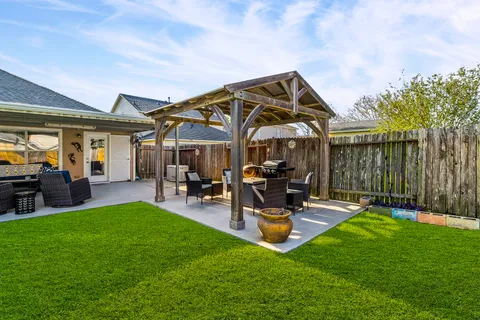 $284,500 | 1918 Cold River Drive, Humble, TX 77396