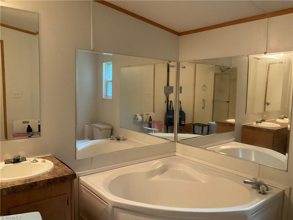 7290 Reddy Foxx Lane Thomasville, NC 27360 - Photo 12 of 21