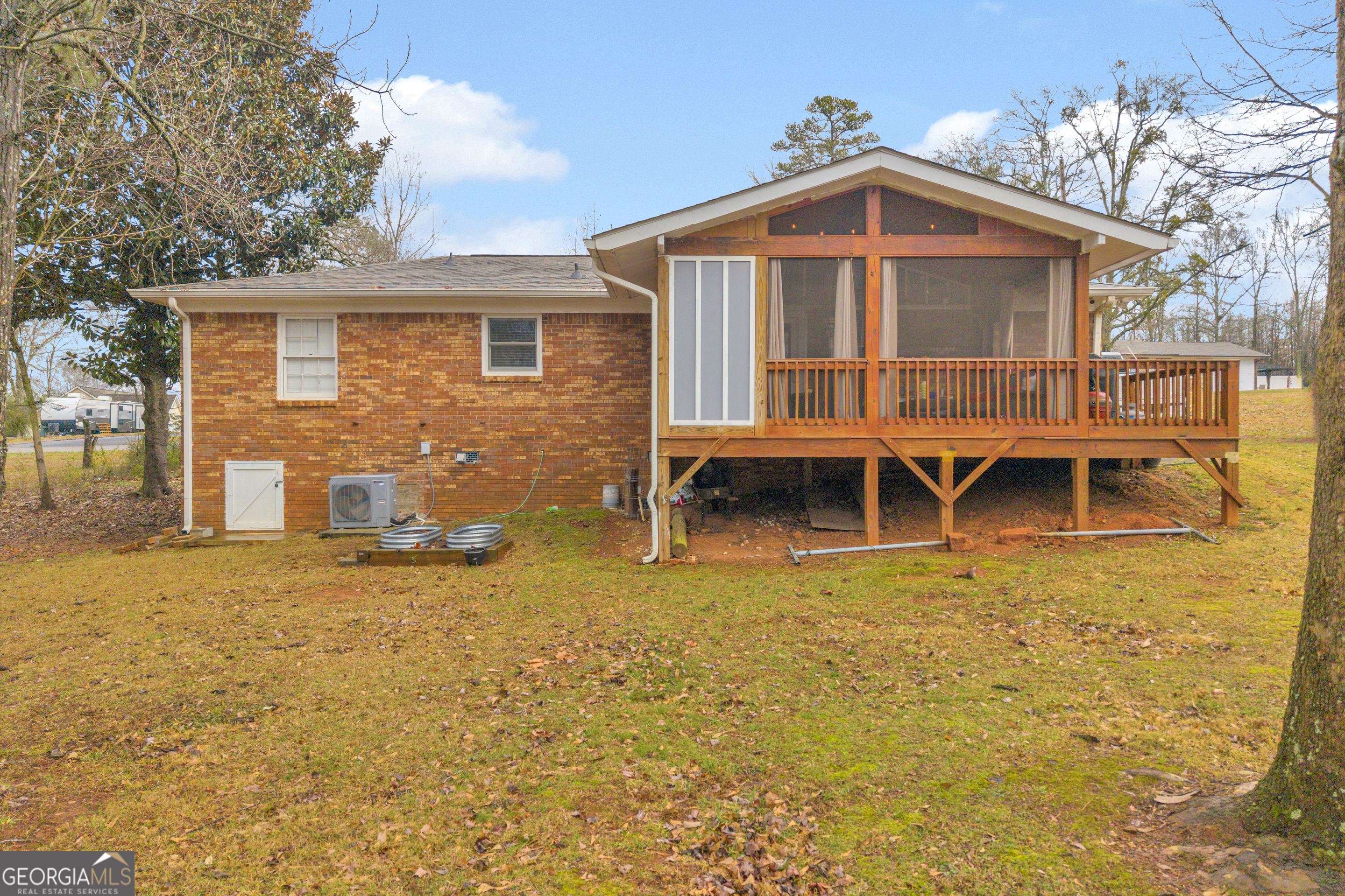 94 Hillcrest Street Commerce, GA 30529 - Photo 12 of 48