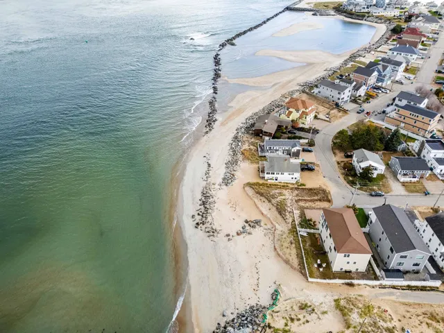 $2,650,000 | 8 Portsmouth Avenue, Seabrook, NH 03874