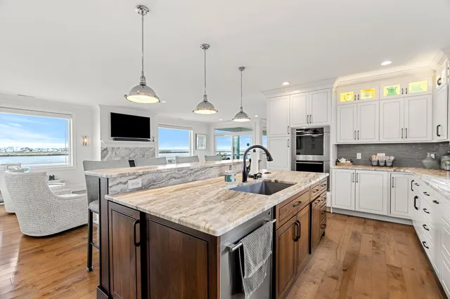 $2,650,000 | 8 Portsmouth Avenue, Seabrook, NH 03874