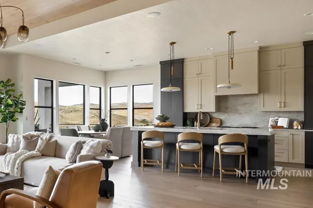 $1,649,999 | 20141 North Swire Grn Way, Boise, ID 83714