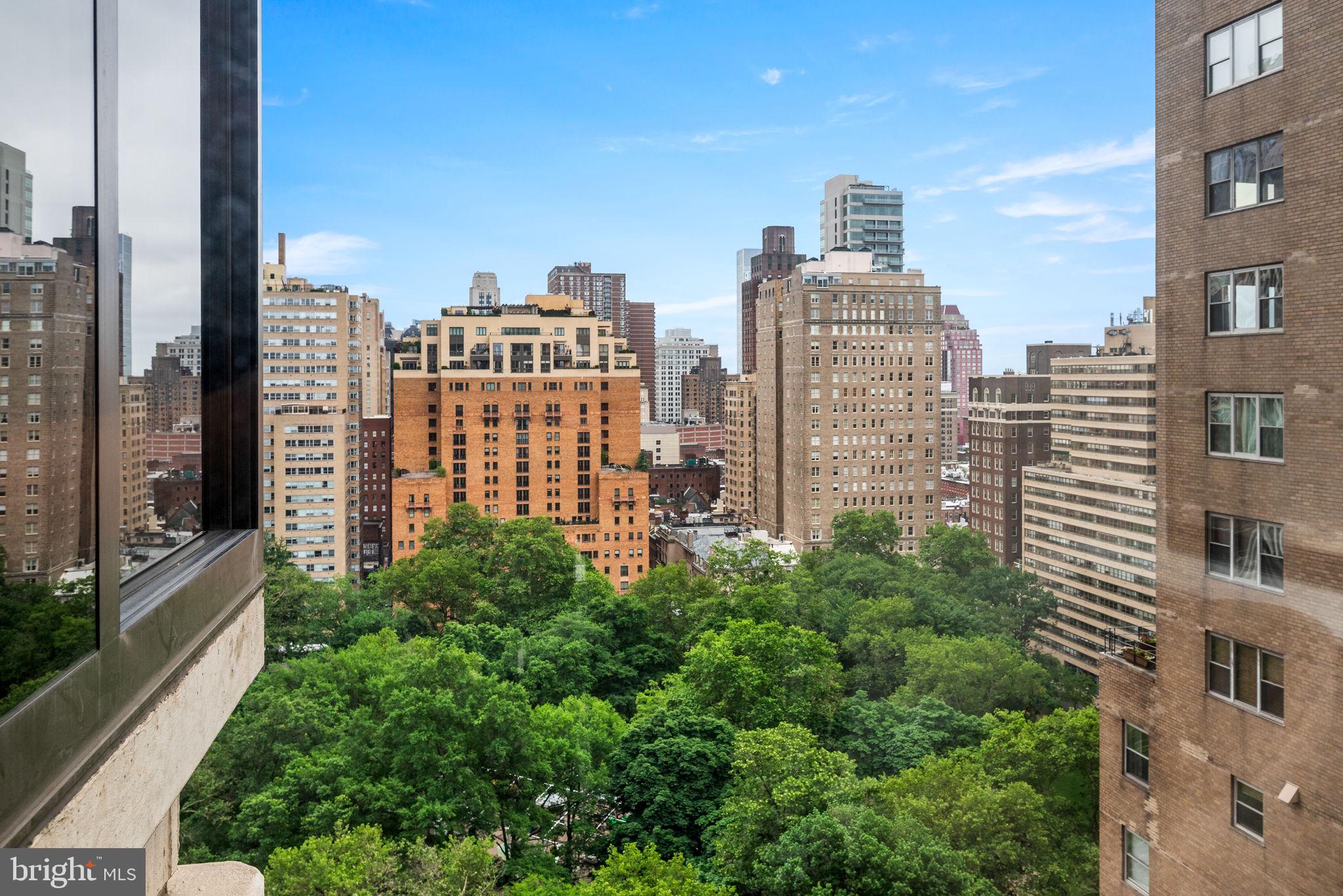 202 West Rittenhouse Square, Unit 1809 Philadelphia, PA 19103 - Photo 4 of 34 View from Dining Area