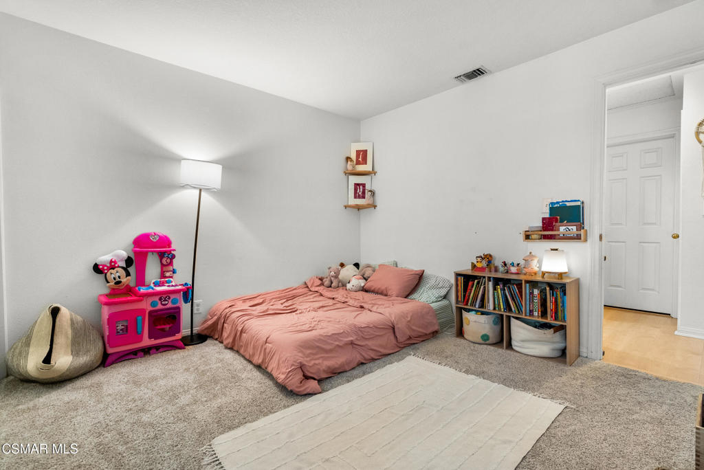 604 Charles Street Moorpark, CA 93021 - Photo 14 of 29