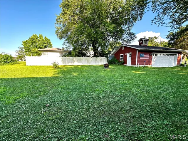 $313,999 | 214 North 3rd Street, Jonesburg, MO 63351