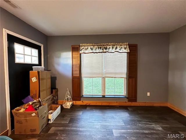 $313,999 | 214 North 3rd Street, Jonesburg, MO 63351