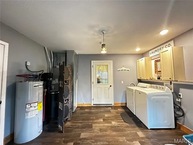 $313,999 | 214 North 3rd Street, Jonesburg, MO 63351