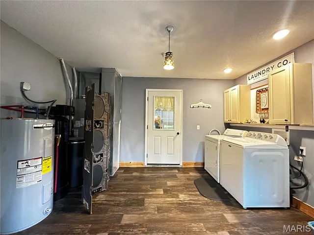 $313,999 | 214 North 3rd Street, Jonesburg, MO 63351