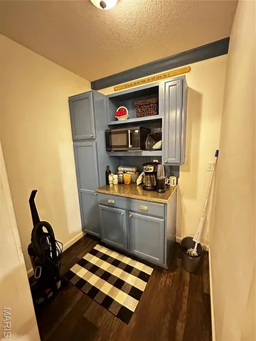 $313,999 | 214 North 3rd Street, Jonesburg, MO 63351