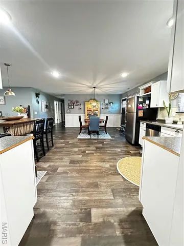 $313,999 | 214 North 3rd Street, Jonesburg, MO 63351