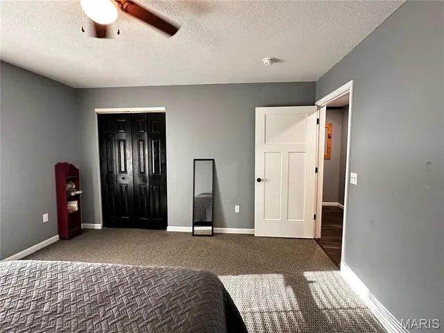 $313,999 | 214 North 3rd Street, Jonesburg, MO 63351