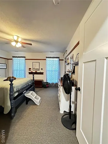 $313,999 | 214 North 3rd Street, Jonesburg, MO 63351