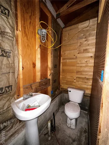 $313,999 | 214 North 3rd Street, Jonesburg, MO 63351