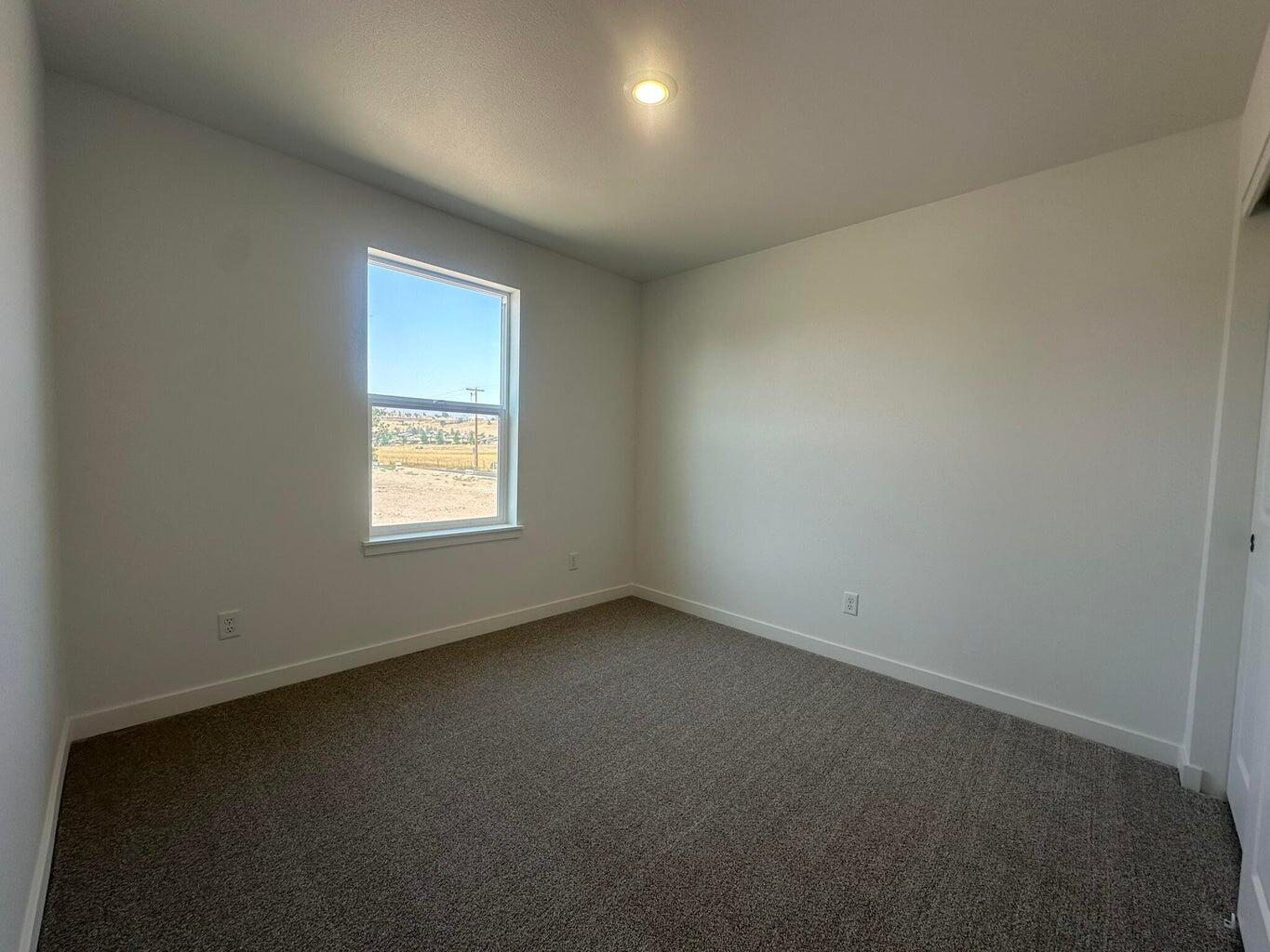 730 Northeast Rickenbacker Road, Unit 131 Madras, OR 97741 - Photo 13 of 14 Photo of similar home, finishes may vary