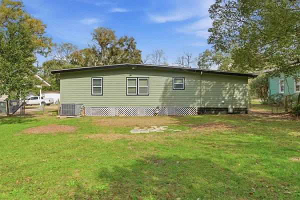 $229,900 | 1823 Tyndall Drive, Tallahassee, FL 32304