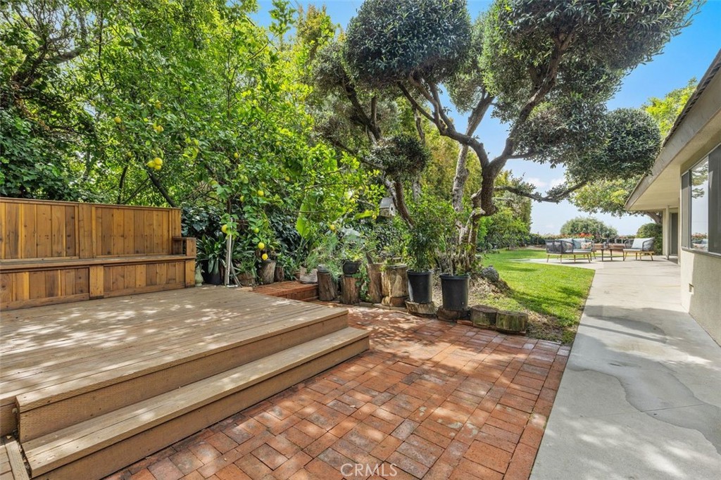 2206 Canyon Road Arcadia, CA 91006 - Photo 28 of 44