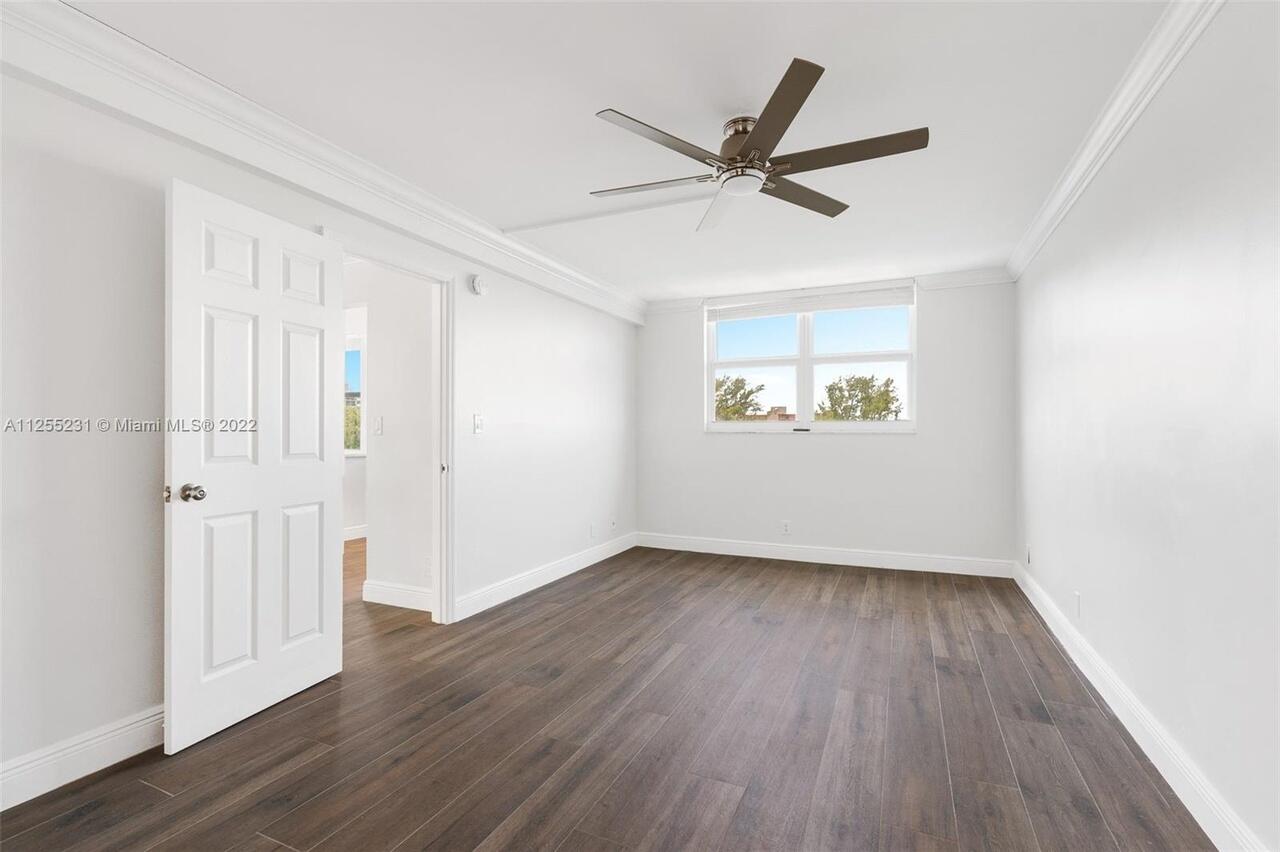 1505 North Riverside Drive, Unit 404 Pompano Beach, FL 33062 - Photo 12 of 22 A11255231_30_1