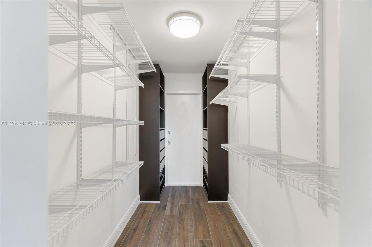 1505 North Riverside Drive, Unit 404 Pompano Beach, FL 33062 - Photo 15 of 22 A11255231_36_1