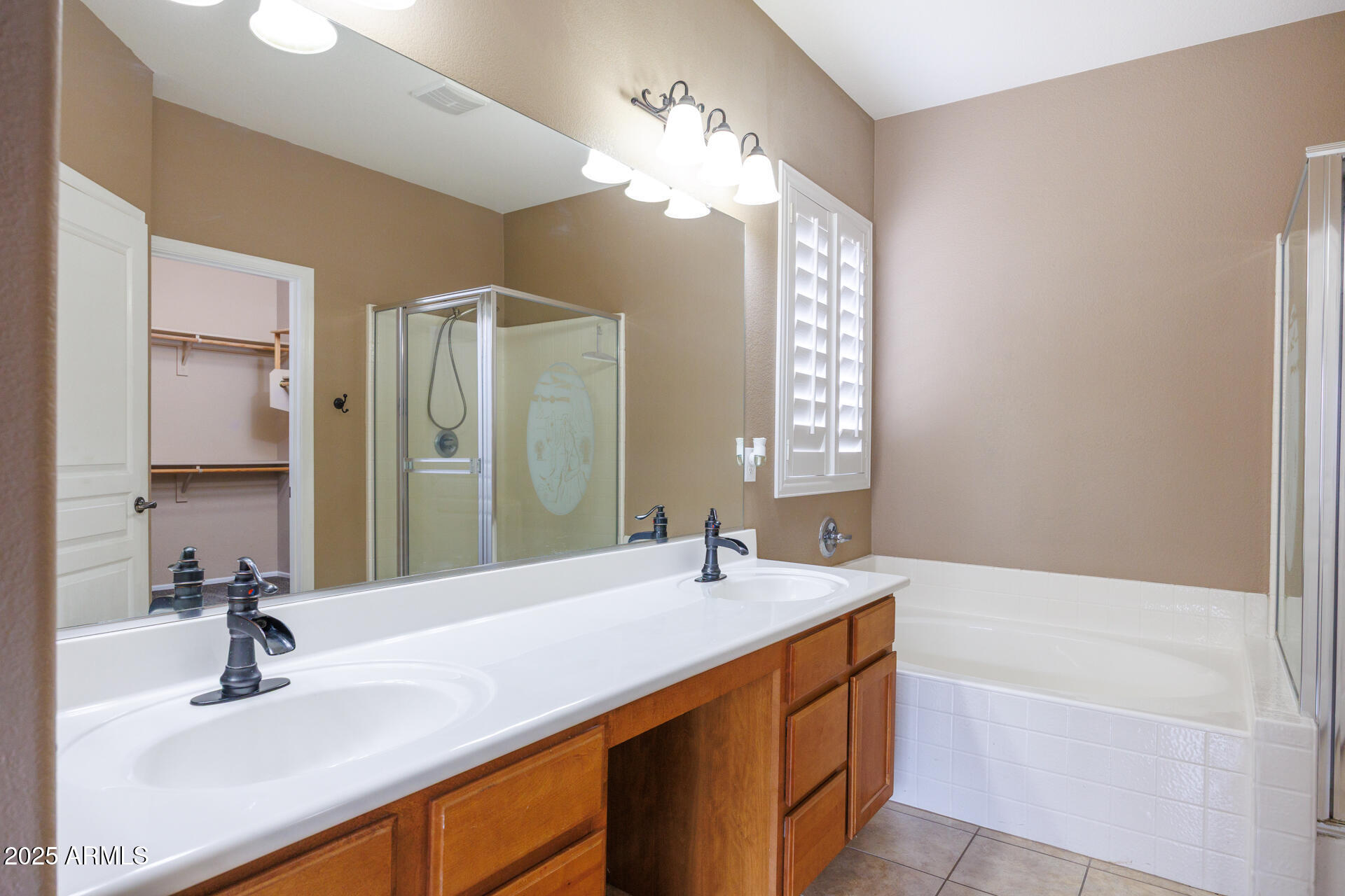 940 East Chelsea Drive San Tan Valley, AZ 85140 - Photo 21 of 54 Primary Bath