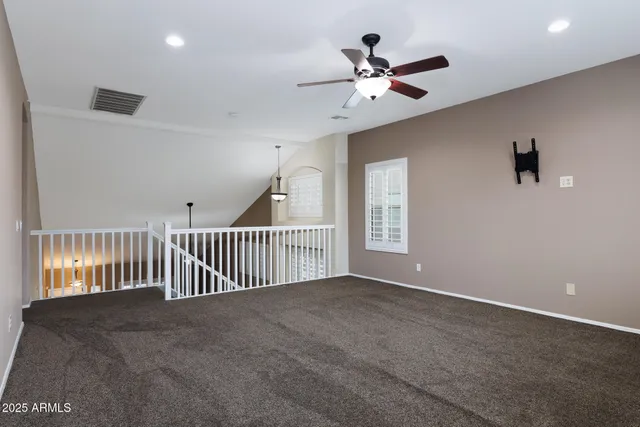 $574,500 | 940 East Chelsea Drive, San Tan Valley, AZ 85140