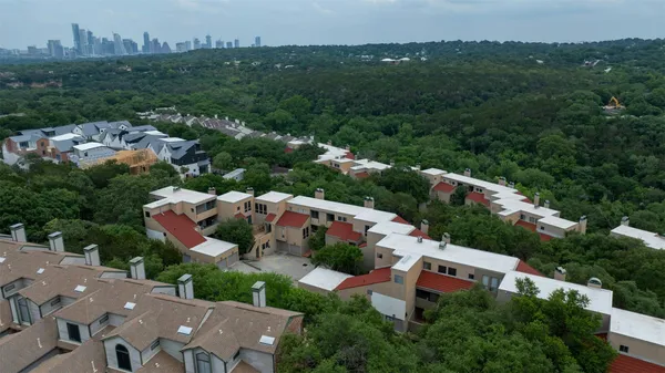 an aerial view of multiple house
