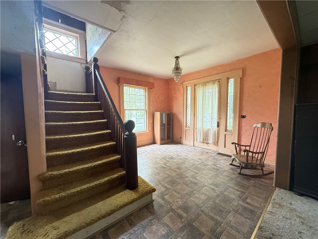 227 Fall Street Seneca Falls, NY 13148 - Photo 8 of 23 Foyer