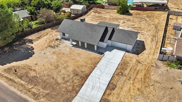 18094 Ridgedale Drive Madera, CA 93638 - Photo 5 of 37 Gallery Image 5