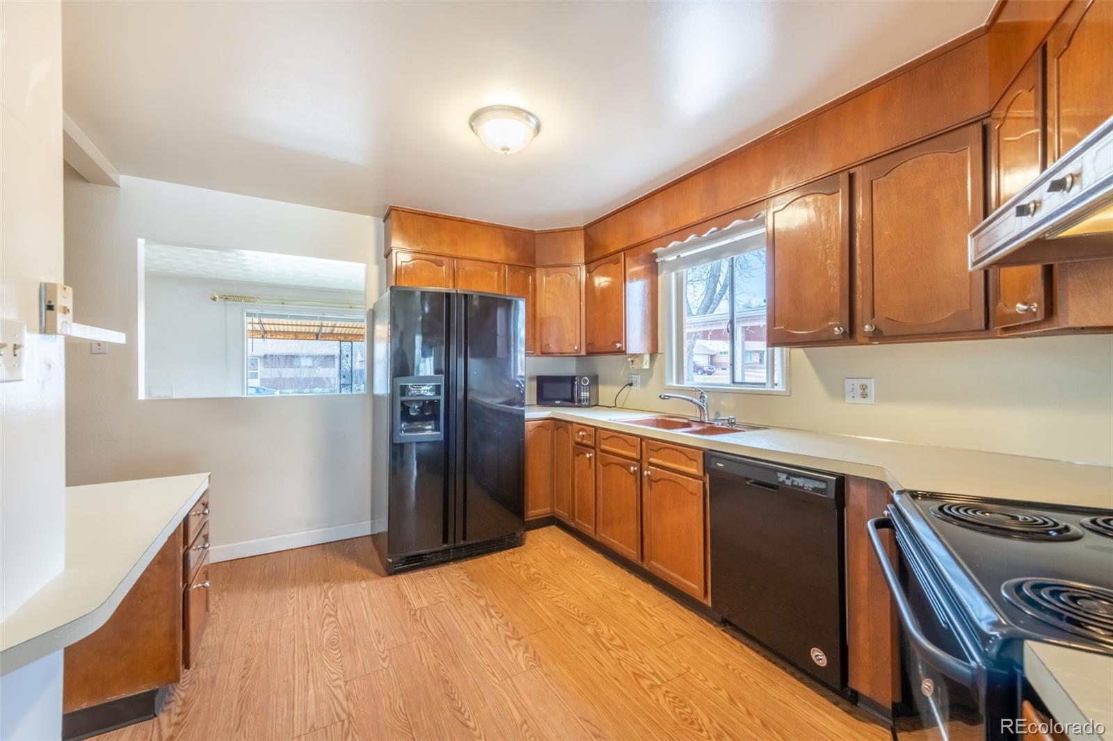 7010 Ruth Way Denver, CO 80221 - Photo 9 of 36 Gallery Image 9