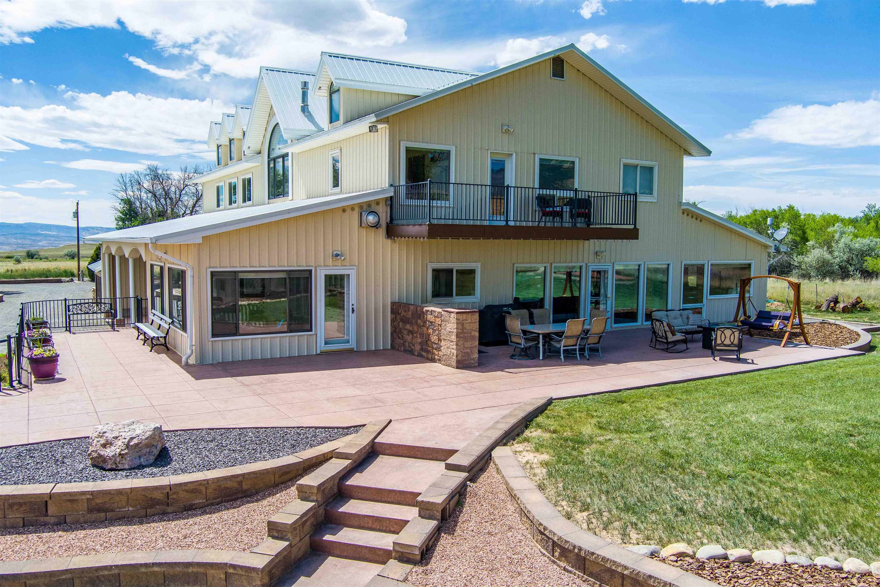 6800 Reeder Mesa Road Whitewater, CO 81527 - Photo 7 of 17 a view of a house with sitting area