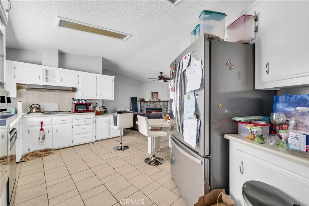 3800 West Wilson Street, Unit 332 Banning, CA 92220 - Photo 8 of 20