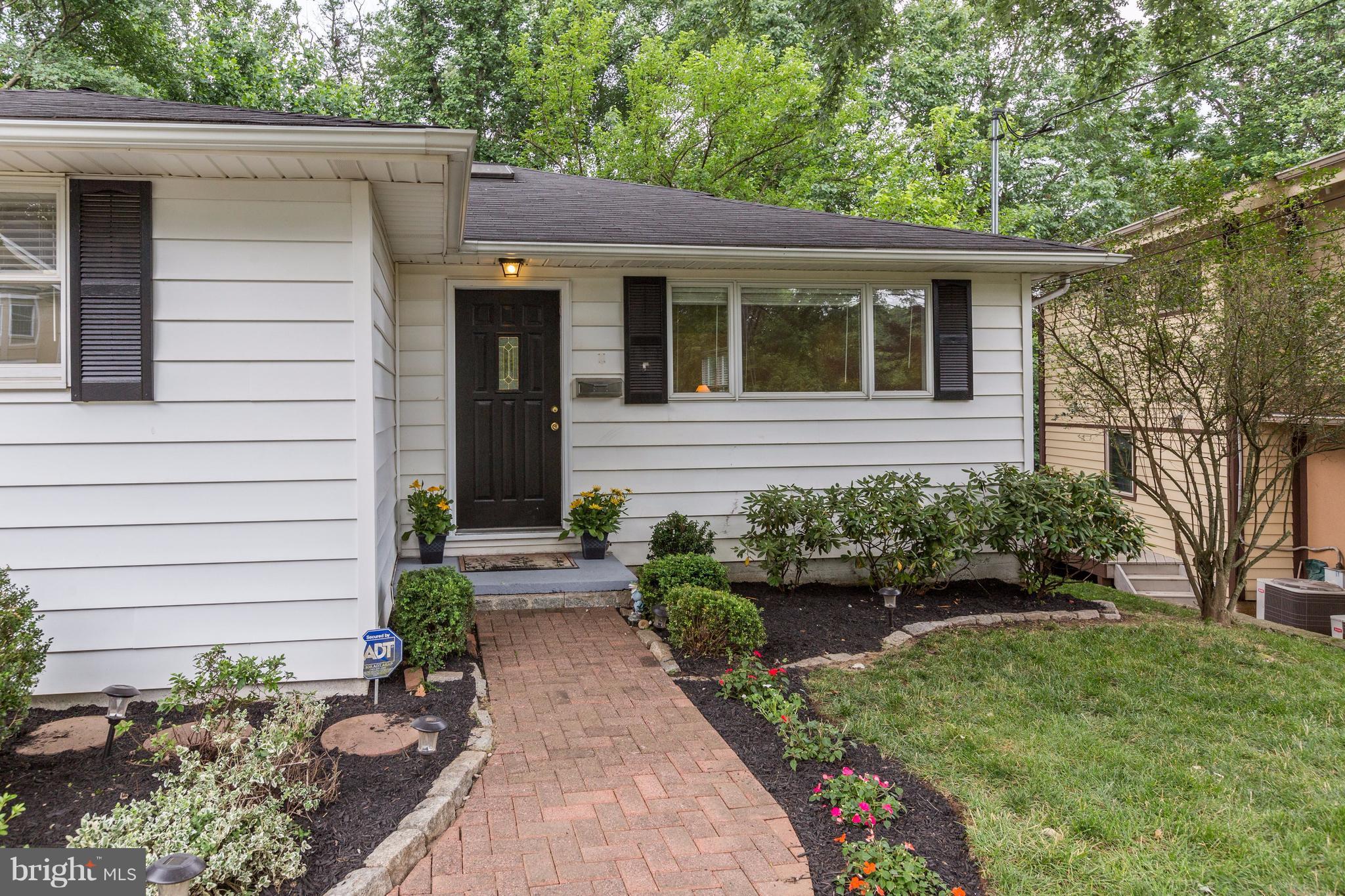 4108 Decatur Avenue Kensington, MD 20895 - Photo 2 of 30 Exterior (Front)