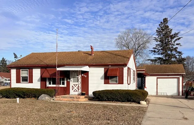 $135,000 | 317 Ritsher Street, Beloit, WI 53511