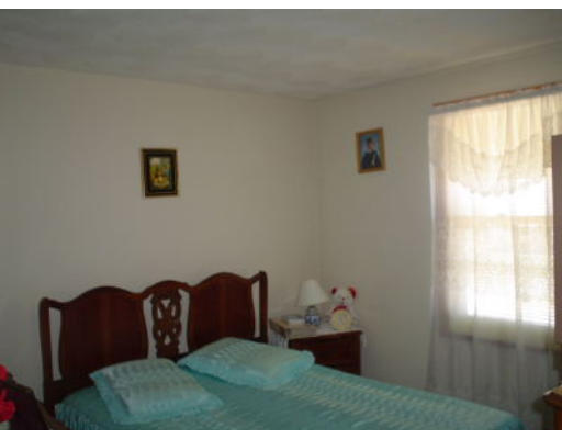4 Newbridge Road Lowell, MA 01854 - Photo 11 of 14 Gallery Image 11