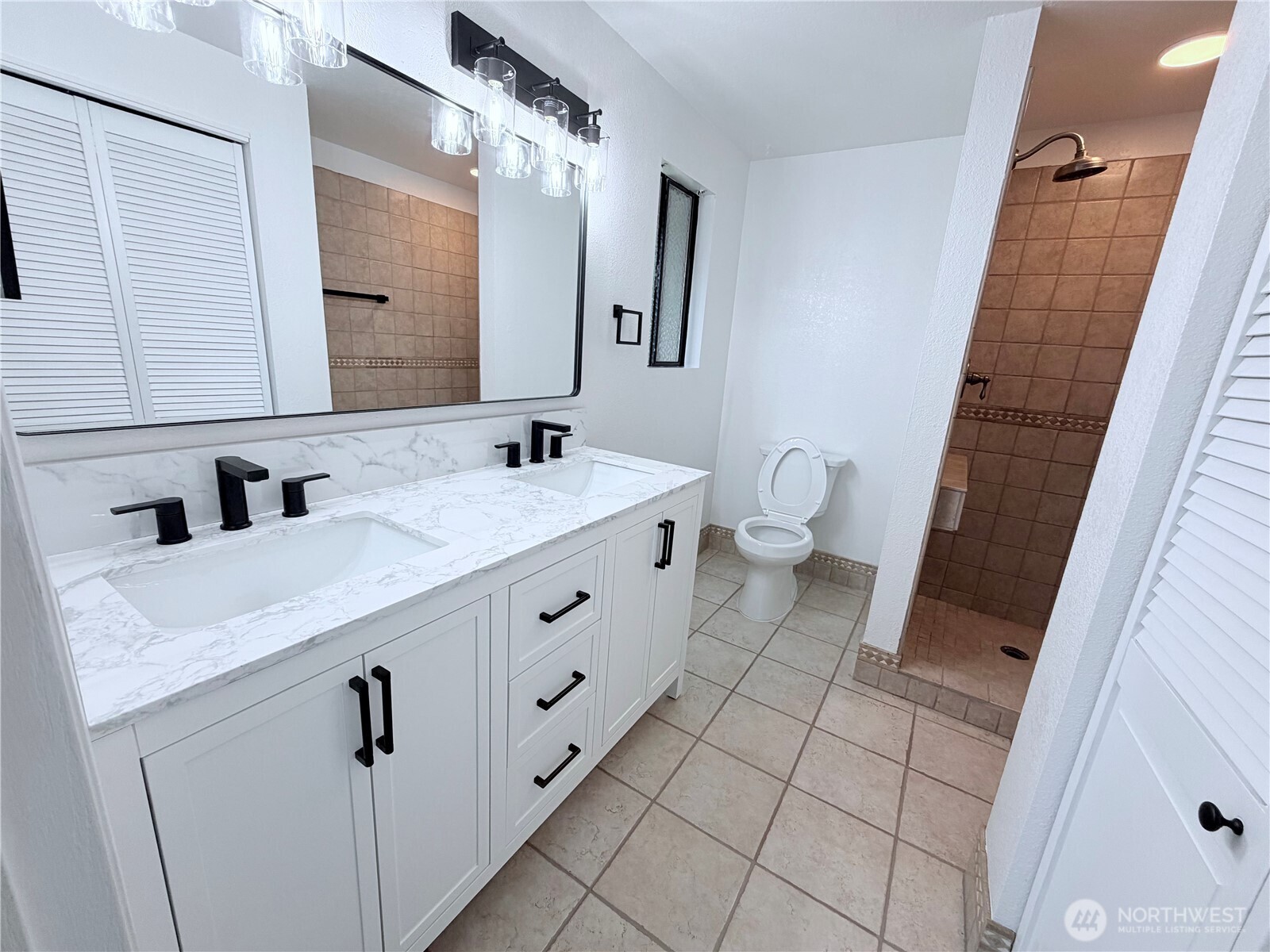 904 North Waugh Road Mount Vernon, WA 98273 - Photo 8 of 40