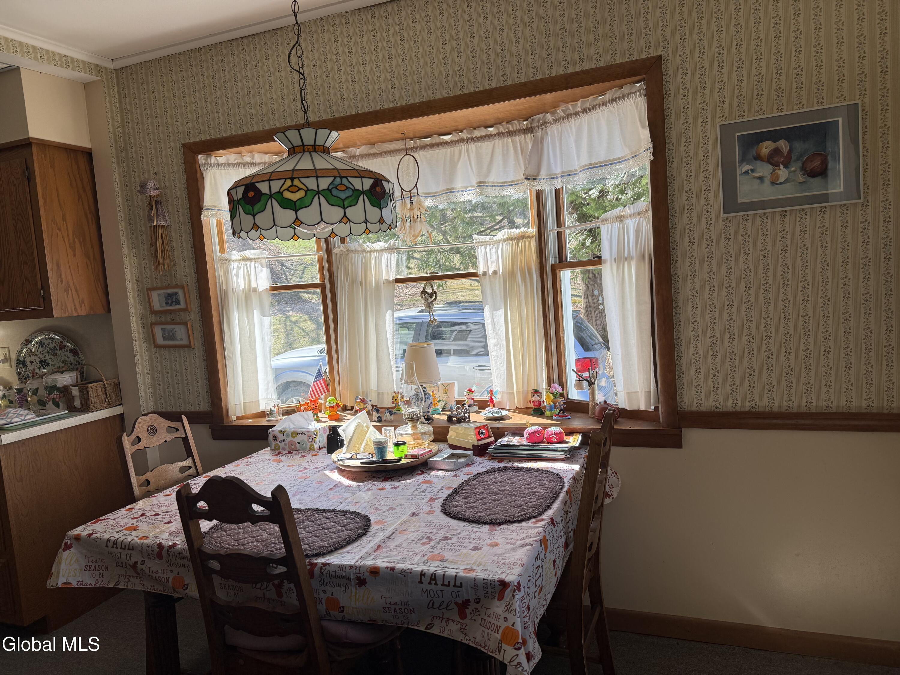 818 Middle Road Hebron, NY 12832 - Photo 14 of 33 SUNNY DINING