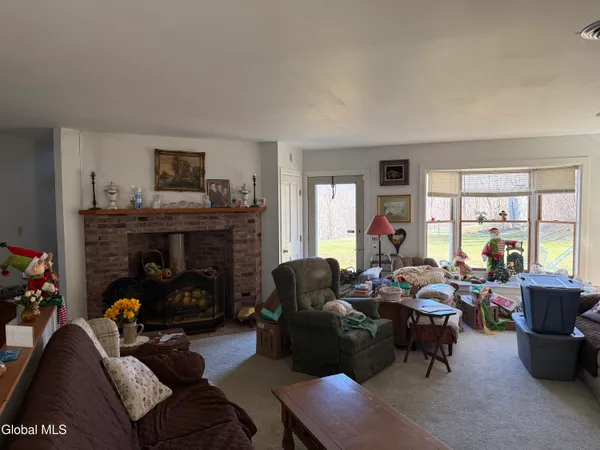 $474,500 | 818 Middle Road, Hebron, NY 12832