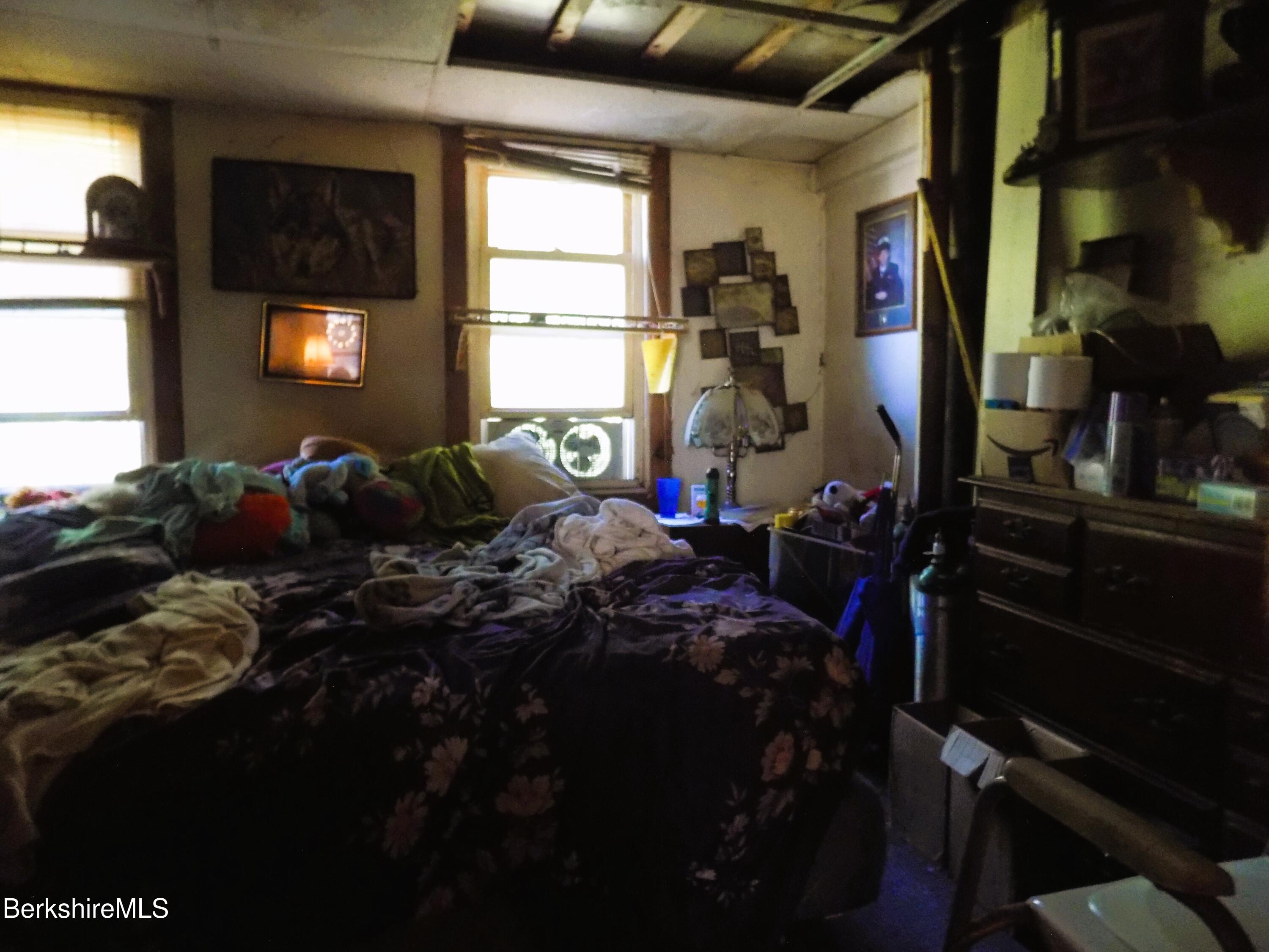 175-177 Center Street, Unit 3 Lee, MA 01238 - Photo 24 of 35 17 177 Liv 1