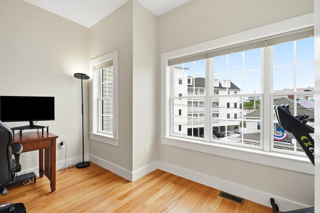 10 B Berkley Road, Unit 10B Hull, MA 02045 - Photo 13 of 20
